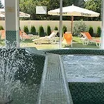 Ket Korona Konferencia Es Wellness Hotel 4*