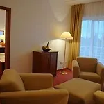 Ket Korona Konferencia Es Wellness Hotel