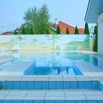 Két Korona Konferencia és Wellness Szálloda 4*