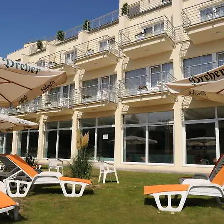 Ket Korona Konferencia Es Wellness 4* بالاتونسزارسكو