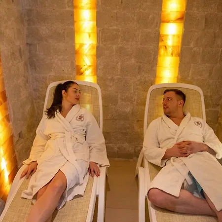 Hotel Ket Korona Konferencia Es Wellness Balatonszarszo