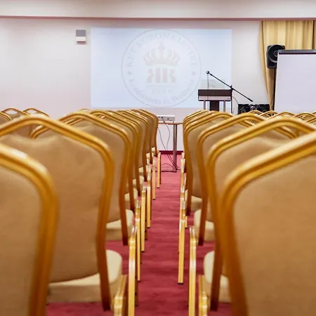 מלון Ket Korona Konferencia Es Wellness 4*