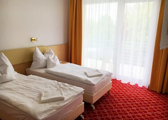 Ξενοδοχείο Ket Korona Konferencia Es Wellness Balatonszarszo
