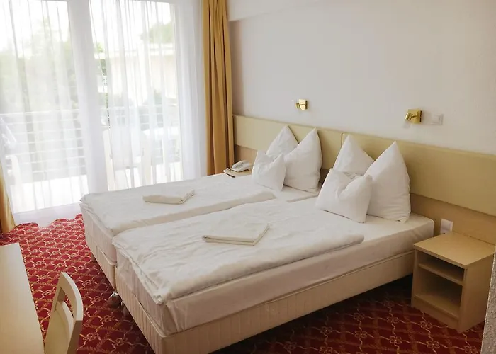 Ket Korona Konferencia Es Wellness Hotel