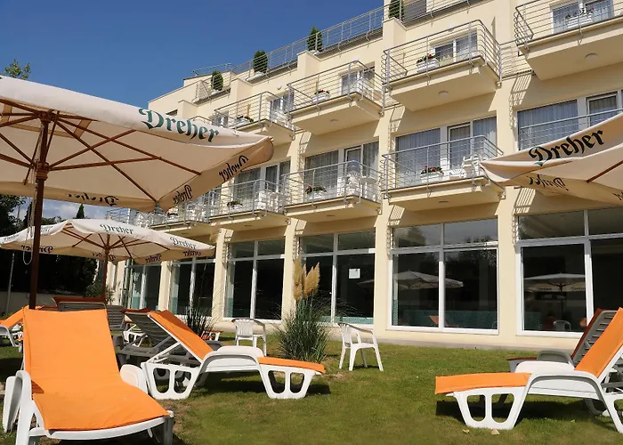 Ket Korona Konferencia Es Wellness Hotel Balatonszarszo