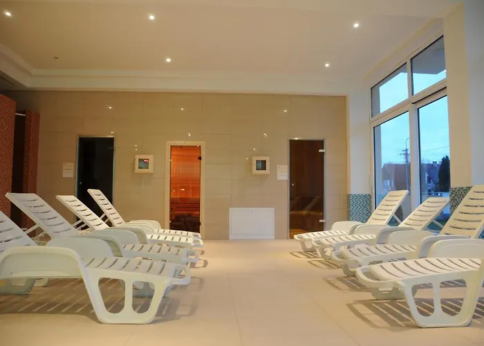 Ket Korona Konferencia Es Wellness Hotel