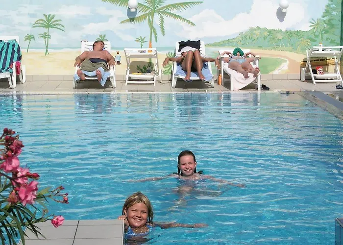 Hotel Ket Korona Konferencia Es Wellness